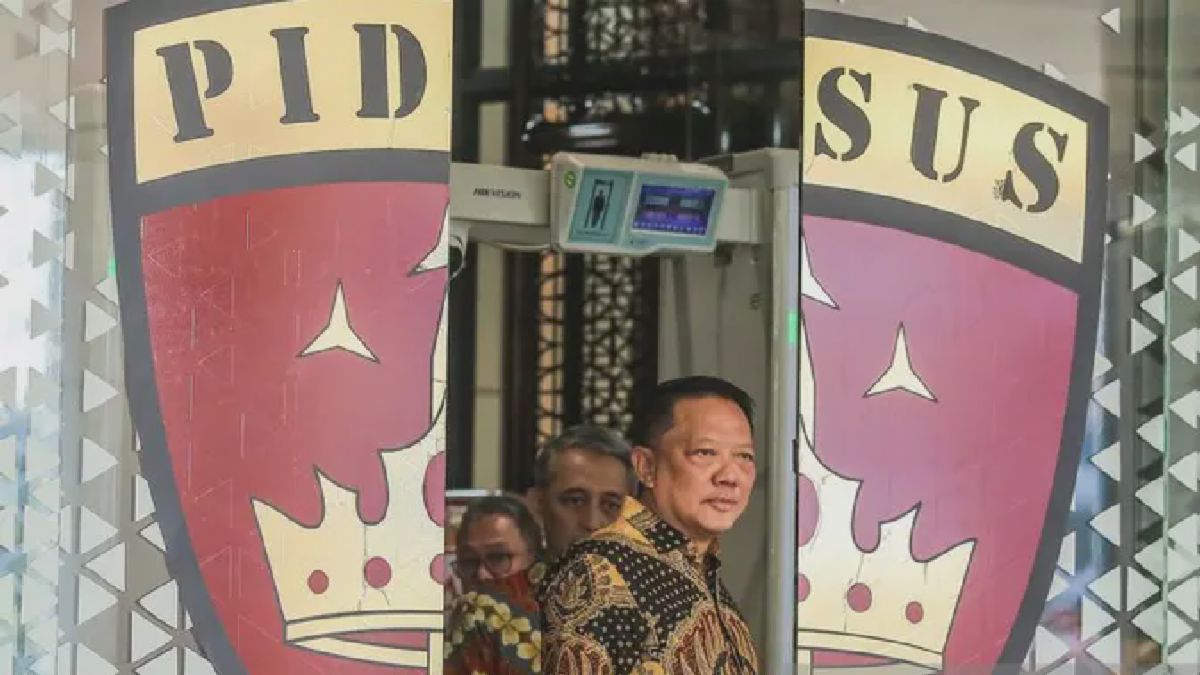 Jampidsus Febrie Adriansyah Sampaikan Konferensi Pers di Kejagung