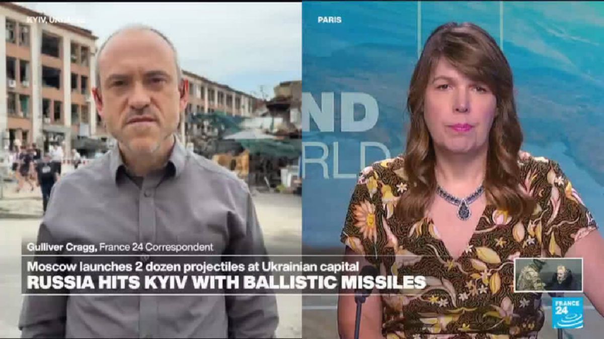 [Kiev] — Serangan Rudal Balistik Rusia Hancurkan Pemukiman, 1 Tewas