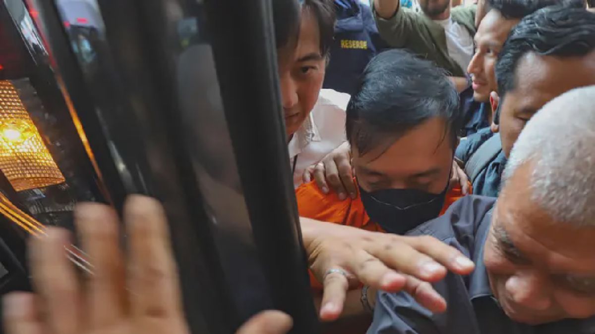Polri Serahkan Tersangka Don Ritto dan Barang Bukti ke Kejagung