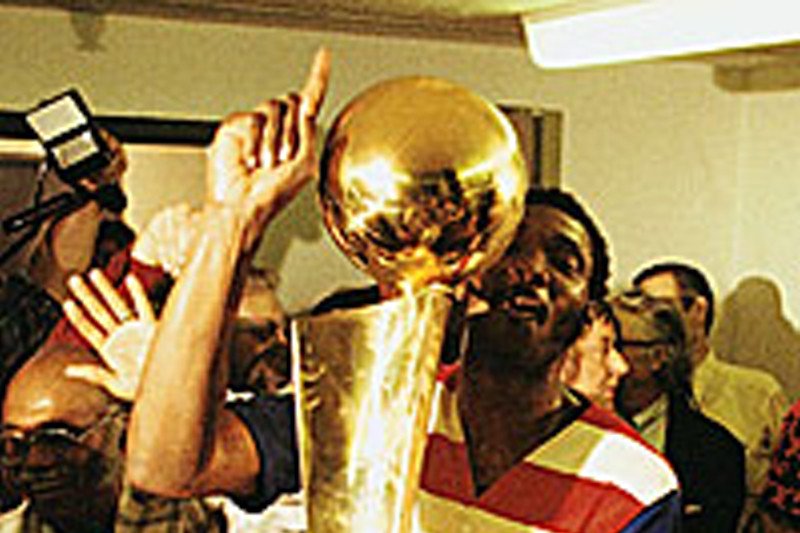 Kala trofi NBA diboyong ke ibu kota Amerika Serikat 42 tahun silam