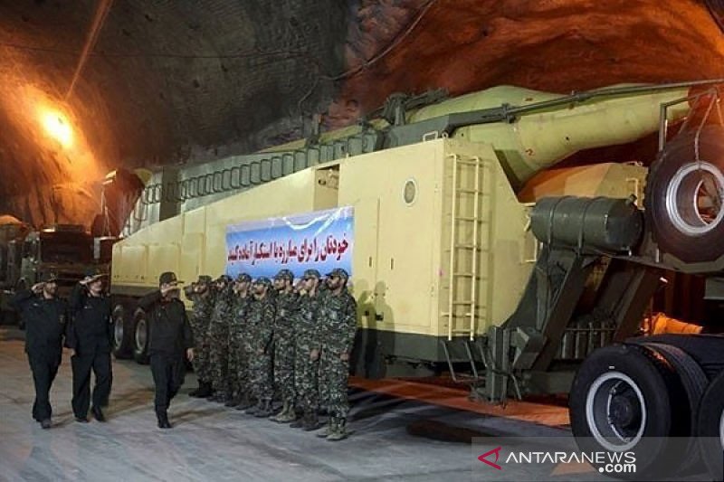 Iran nyatakan berhasil uji rudal kapal tempur baru buatan dalam negeri