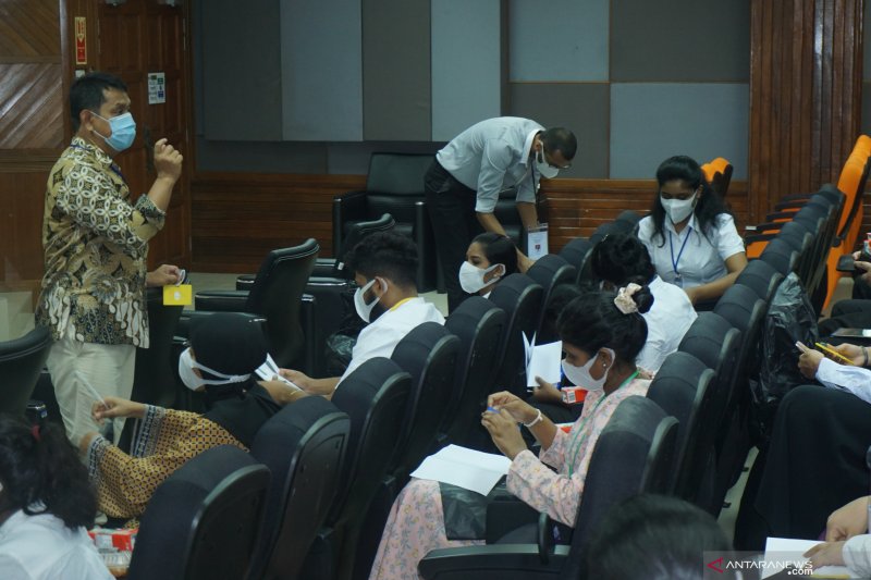 Mahasiswa Malaysia yang kuliah di Indonesia ujian di Kuala Lumpur