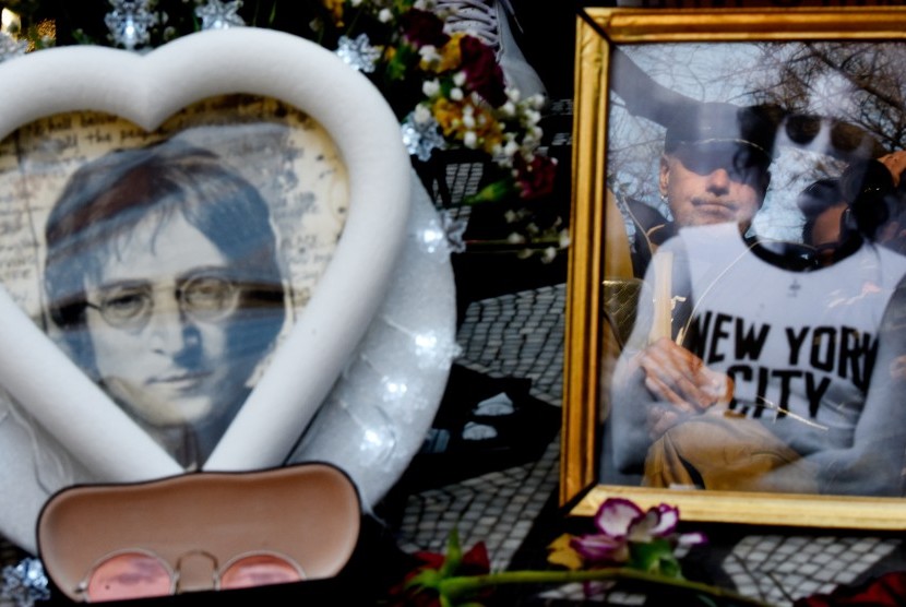 80 Tahun John Lennon, Fan Siapkan Konser &#8216;Dear John&#8217;