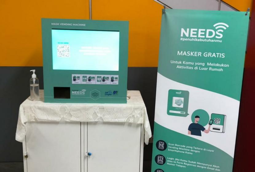 Mesin Otomat Penyedia Masker Gratis Tersedia di Stasiun MRT