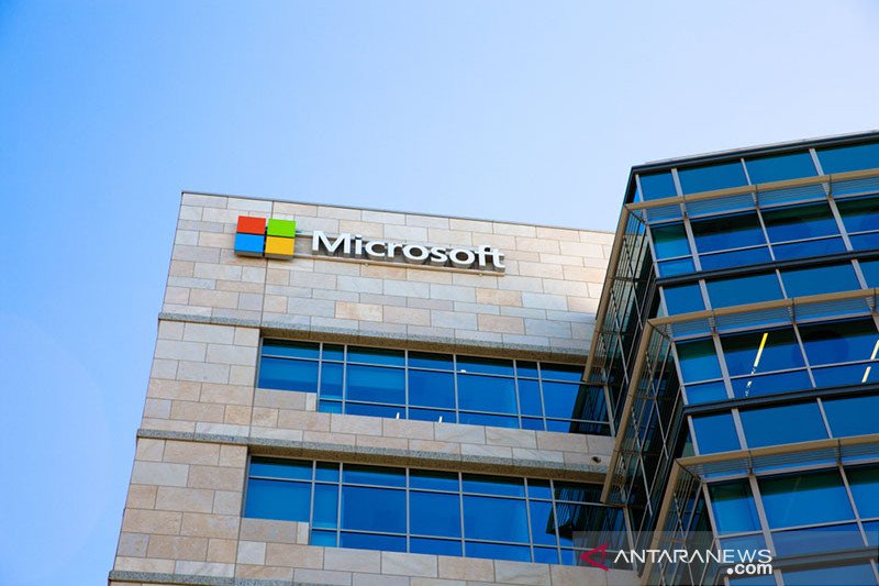 Microsoft izinkan karyawan bekerja dari rumah secara permanen