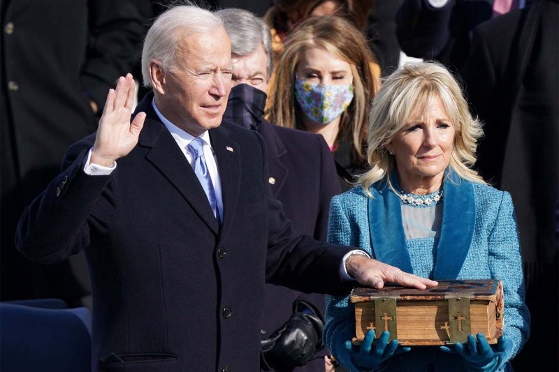 Biden tanda tangani 15 tindakan eksekutif terkait pandemi, iklim