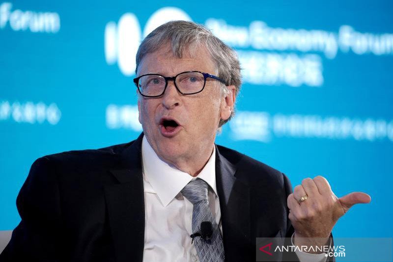Bill Gates pilih pakai Android dibanding iPhone, apa alasannya?