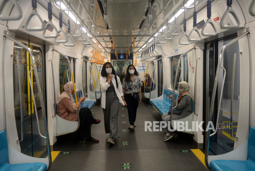 Penumpang Harian MRT Turun 80 Persen Selama Juli