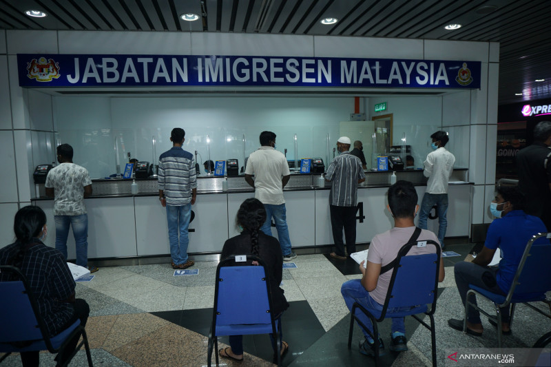Imigrasi Malaysia buka konter rekalibrasi pulang di Stulang Laut