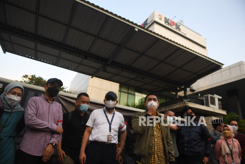 Respons Jokowi Atas Pemecatan Pegawai KPK Masih Ditunggu