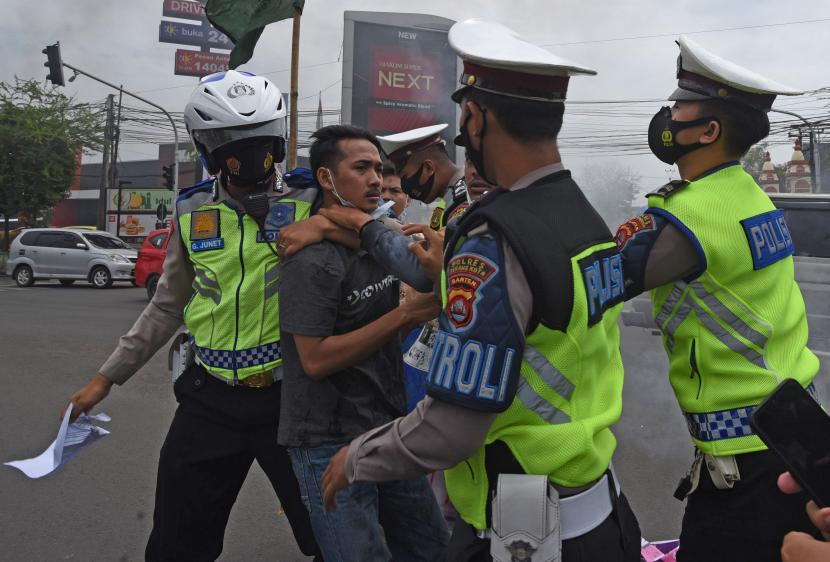 Sikapi Aksi Demo, Polisi Harus Bersikap Humanis
