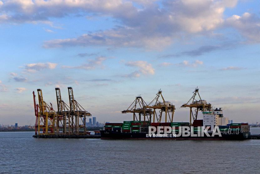 Pelabuhan Tanjung Perak Sosialisasikan Portal Perak
