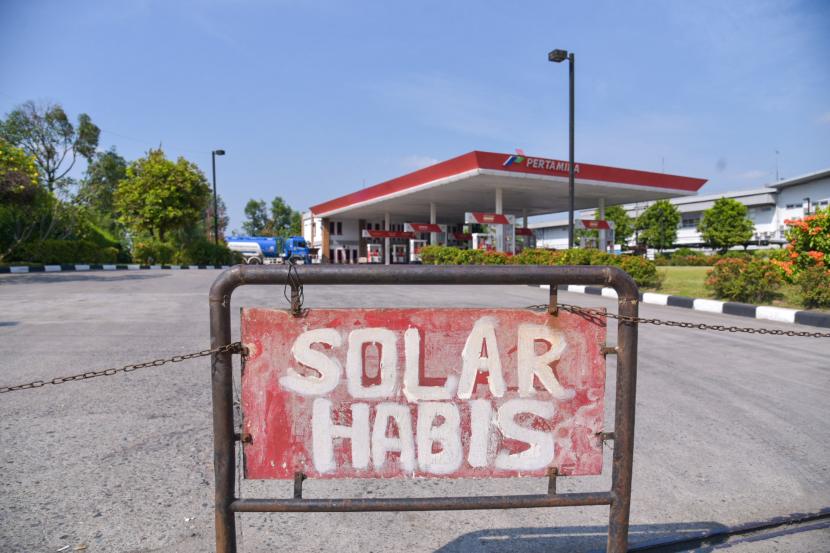 Pertamina Minta Warga Beralih ke Solar Non-Subsidi
