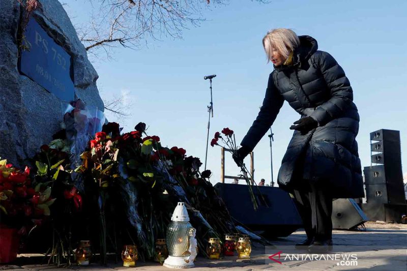 Peringatan dua tahun tragedi jatuhnya Ukraine International Airlines
