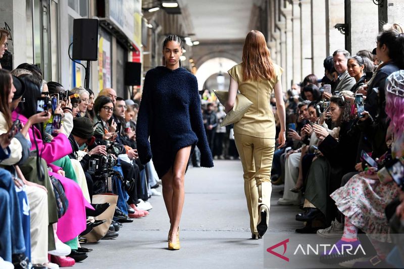 Peragaan busana Paris Fashion Week
