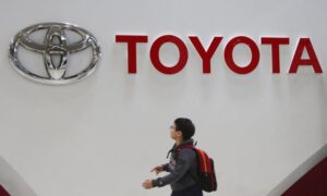 Saham Toyota dan Subaru Turun Setelah Umumkan Penarikan Mobil Listrik
