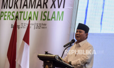 Puji Presiden di Muktamar Persis, Prabowo: Saya Akui Pak Jokowi Unggul Segala Hal