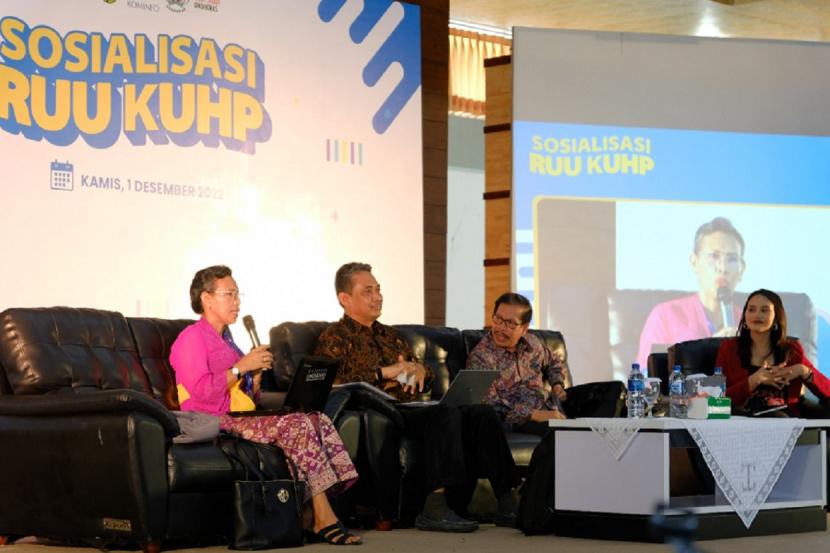 Kominfo Sosialisasikan RUU KUHP kepada Masyarakat dan Akademisi Bali