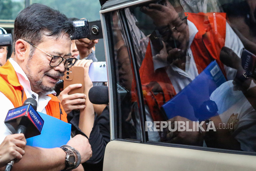 Syahrul Yasin Limpo Dikonfrontasi 12 Jam Kasus Pemerasan Firli Bahuri