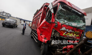 Polisi Bakal Periksa Bos Sopir Truk Penyebab Kecelakaan di GT Halim Utama