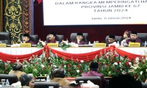 Ketua DPRD Provinsi Jambi Edi Purwanto Pimpin Rapat Paripurna HUT Provinsi Jambi ke 67