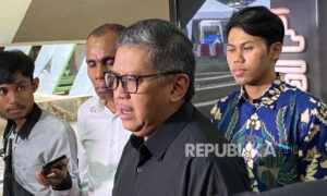 Hasto Ungkap Alasan Rosan Roeslani Dua Kali Datangi Rumah Megawati
