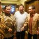 Dua Jam Bertemu Airlangga, Prabowo Terlihat Banyak Senyum, Ada Apa?